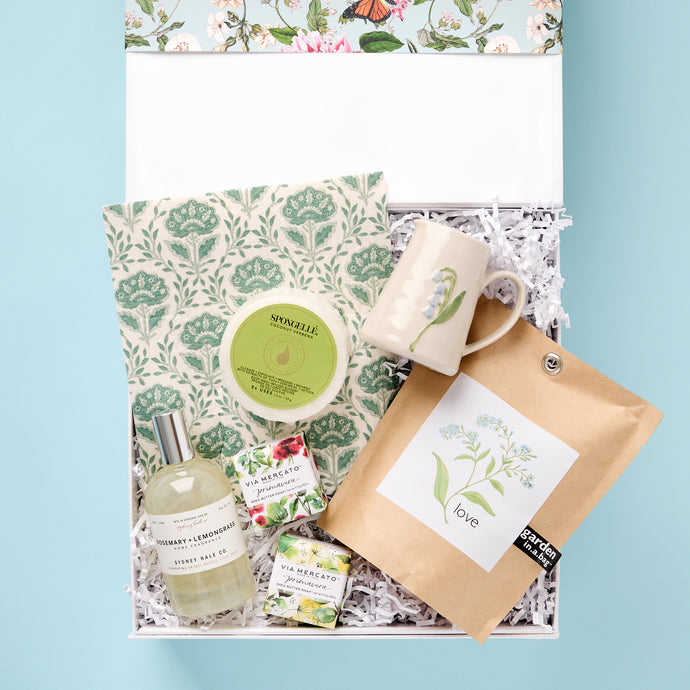 This Bluebird was inspired by one of our favorite places in Virginia – the Lewis Ginther Botanical Garden. As one of the top botanical gardens in the country, it never fails to inspire and bring joy. This giftbox recreates the sense of bringing a beautiful botanical garden indoors.